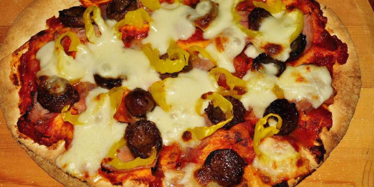 The Delicious World of Homemade Pizza: A Step-by-Step Guide