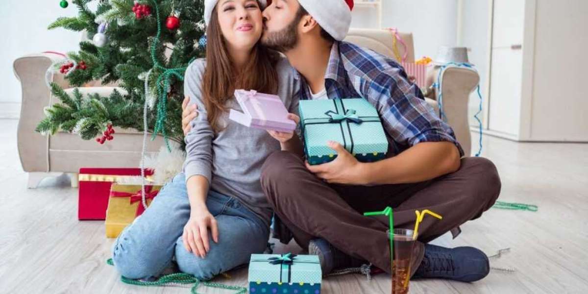 7+ Romantic Gift Ideas For Boyfriend For Christmas